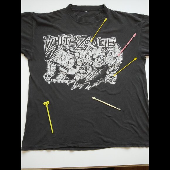 True Vintage 1993 White Zombie Die F*cker T-Shirt SEE MEAS. Destroyed Rock Tee - Picture 3 of 16